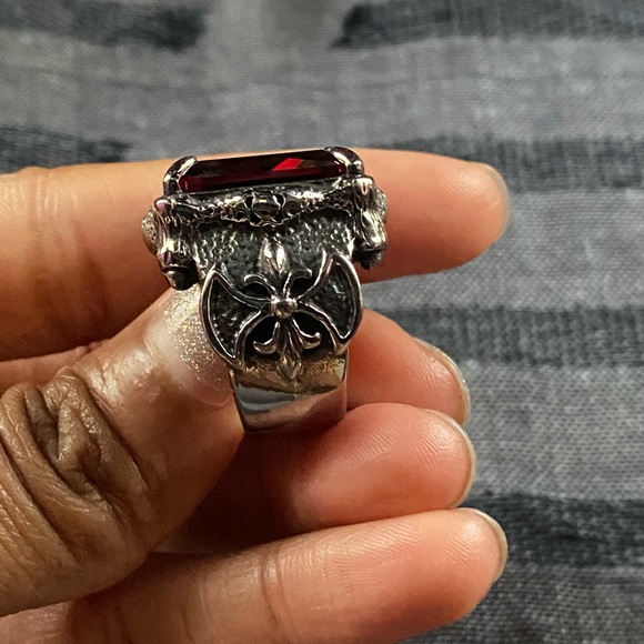 Stainless steel gothic ring - Picture 2 of 3